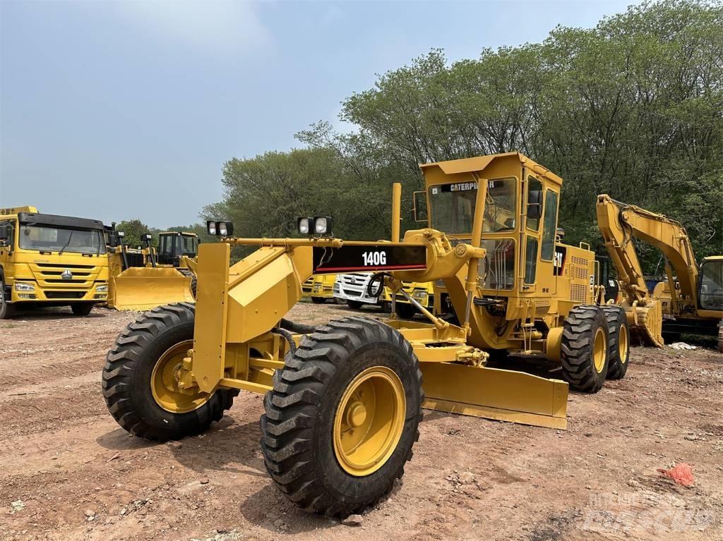 CAT 140G Грейдери