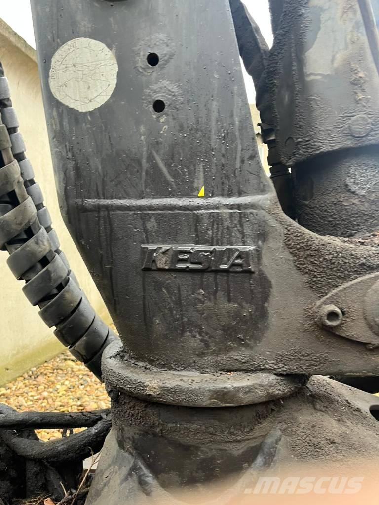 Kesla 2114ZT Екскаватори