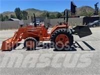 Kubota L2850 Трактори