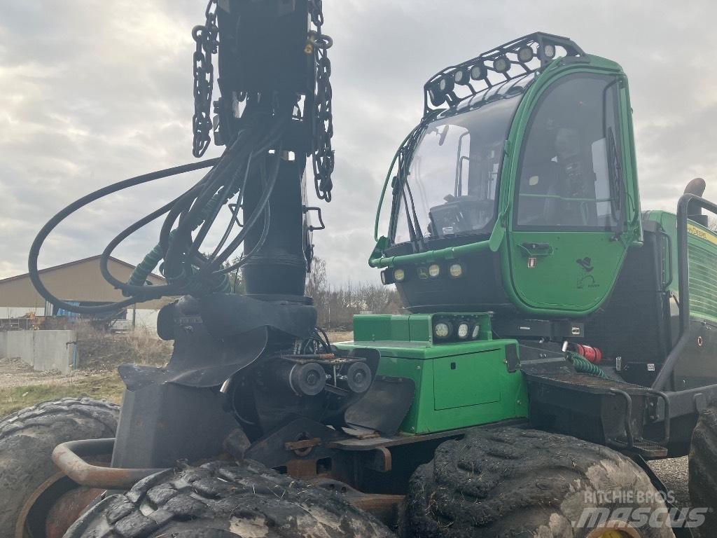 John Deere 1270G Харвестери