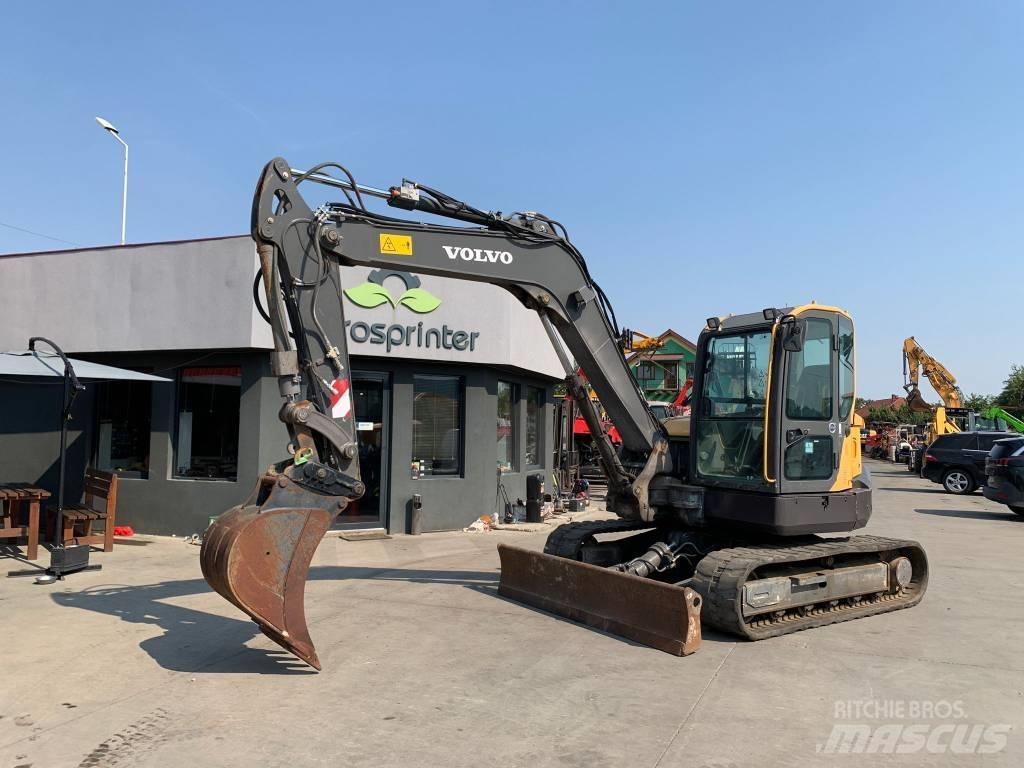 Volvo ECR 88 D Средни екскаватори 7т - 12т