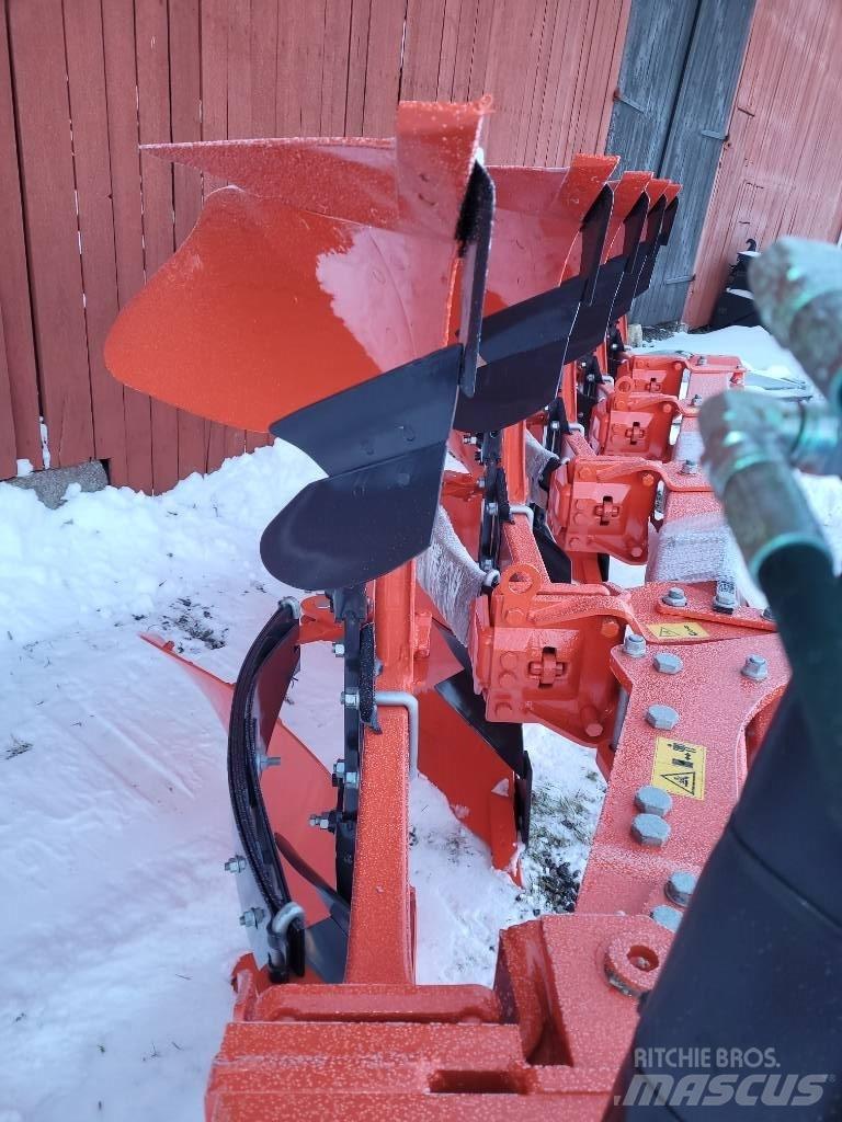 Kubota RM 3005V Реверсивни плугове