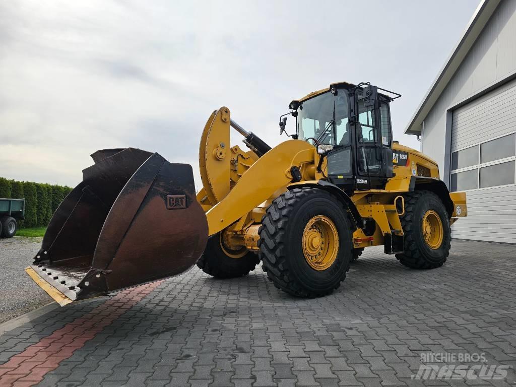 CAT 938 M Колесни товарачи