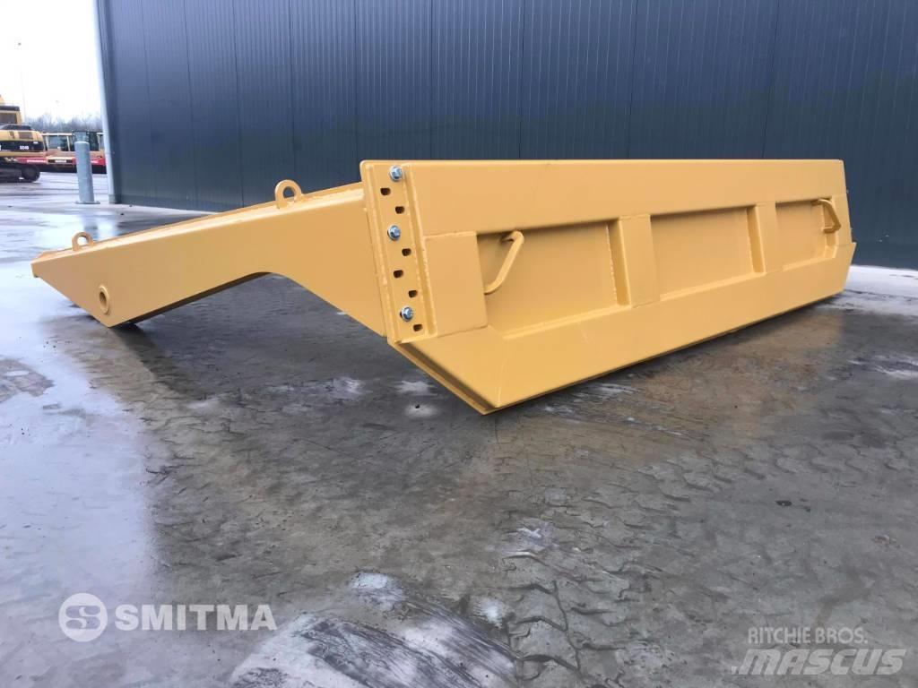 CAT 735B Задни врати
