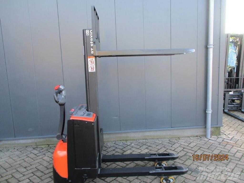 BT SWE 080L Колички високоповдигачи с теглич