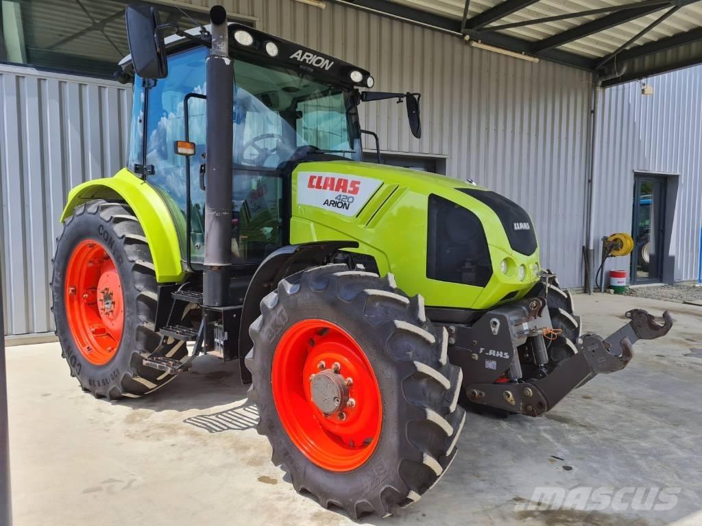 CLAAS Arion 420 Трактори