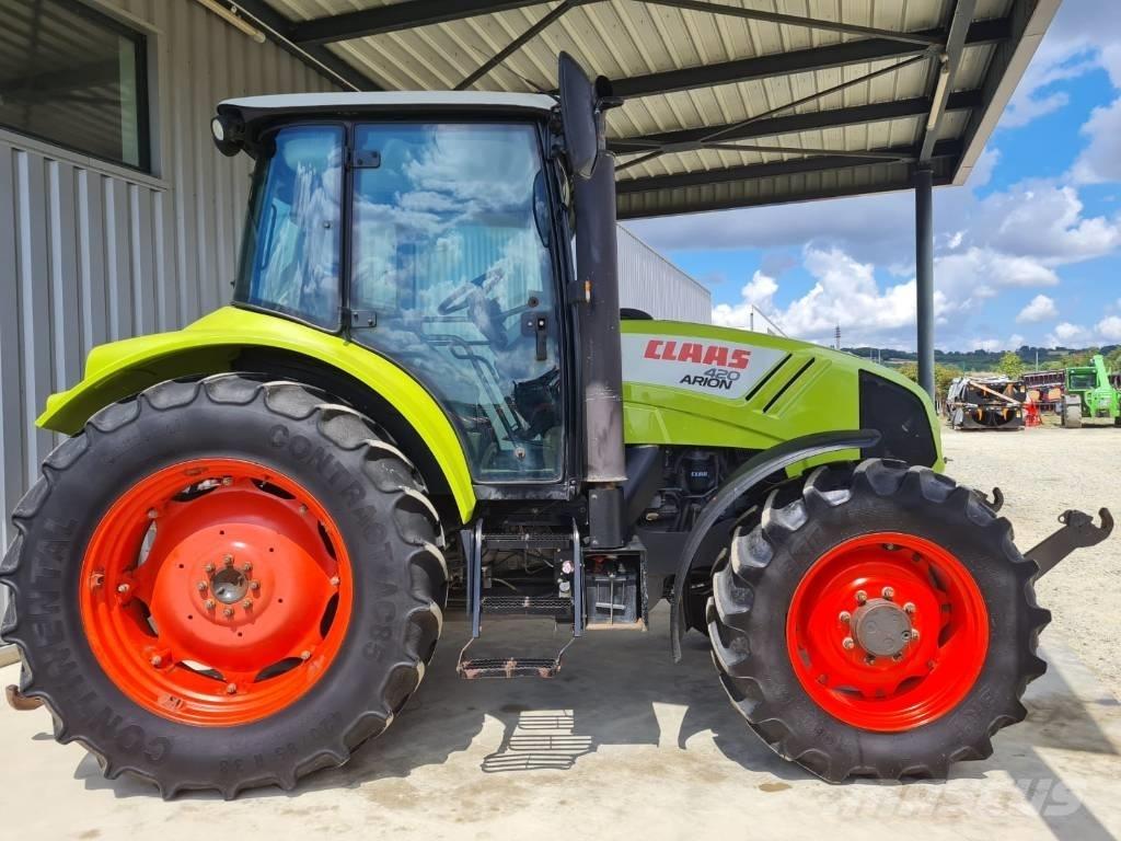 CLAAS Arion 420 Трактори