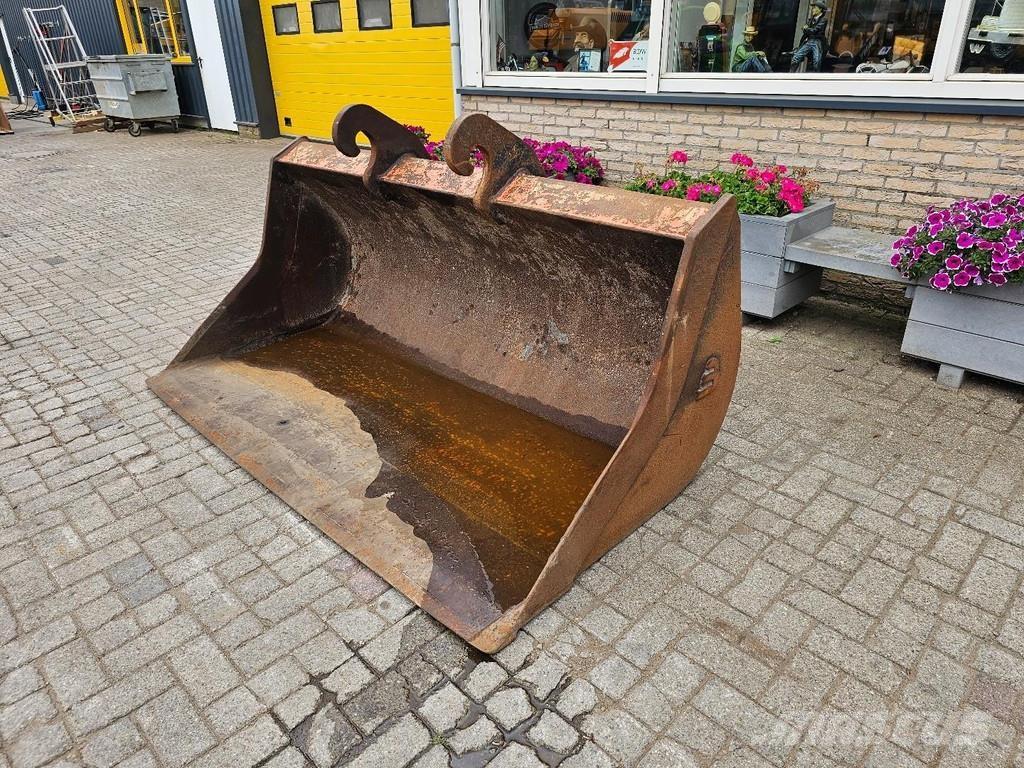  Onbekend Slotenbak Кофи