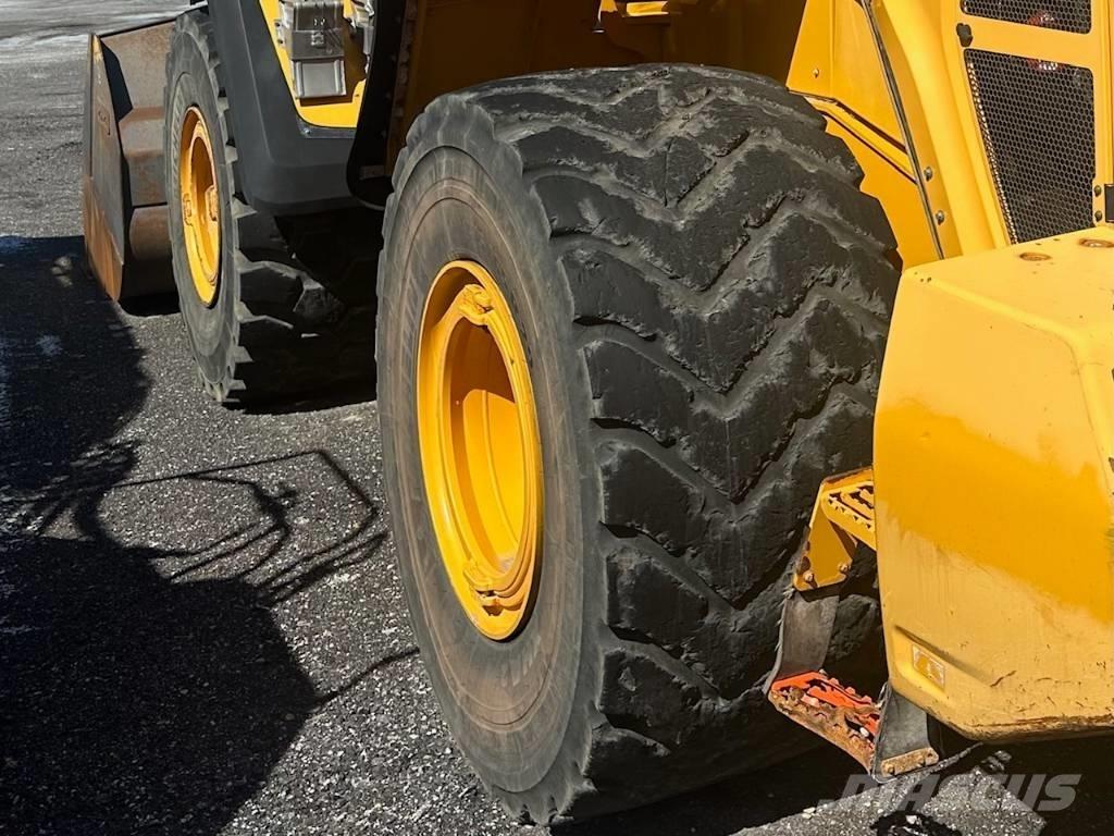 Volvo L 260 H Колесни товарачи