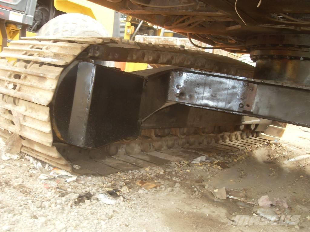 Hitachi EX 200-1 Верижен екскаватор