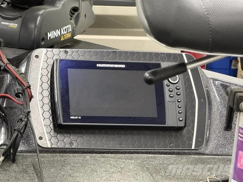  Skeeter WX2200 Работни лодки / Баркаси