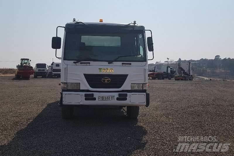 Tata Novus 3434 Други