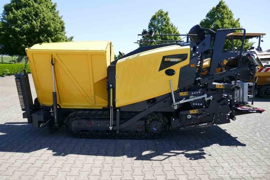 Bomag BF 200 C-2 Малки асфалтови машини
