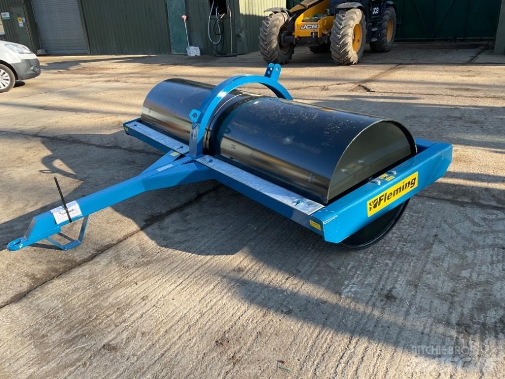 Fleming 8FT ROLLER Валяк