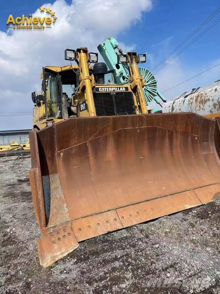 CAT D 9 T Верижни булдозери
