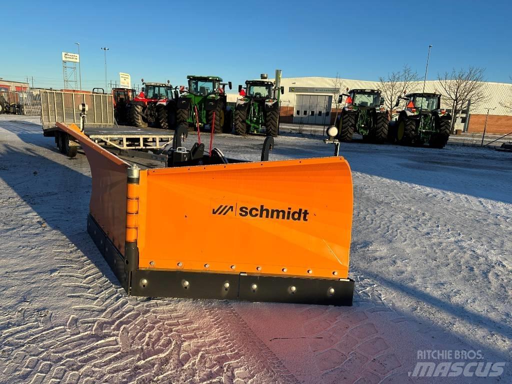 Schmidt KLV- 32 Снегоутъпкващи машини