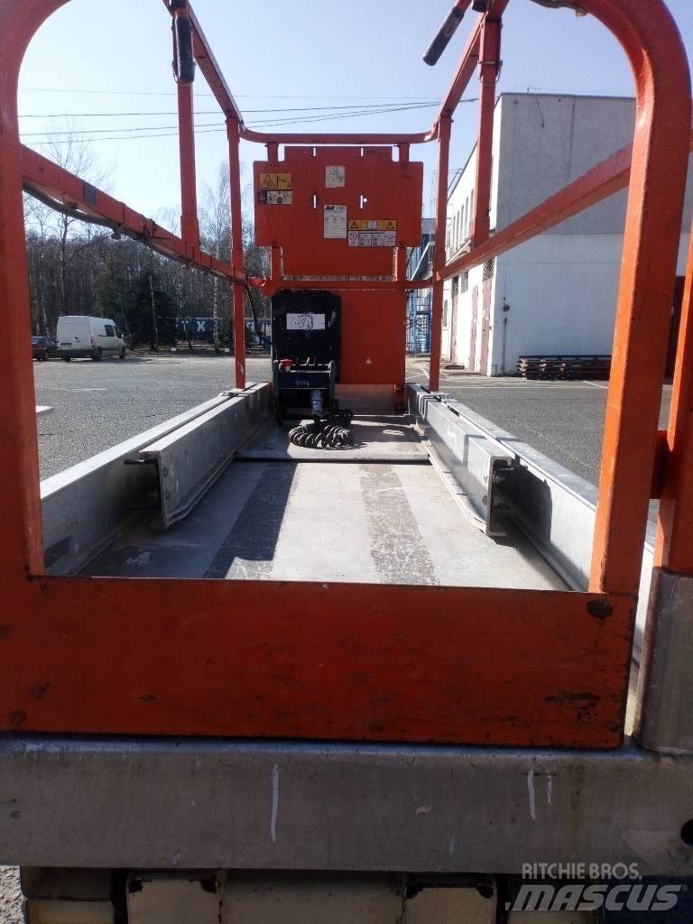 JLG 2630 ES Ножични работни платформи
