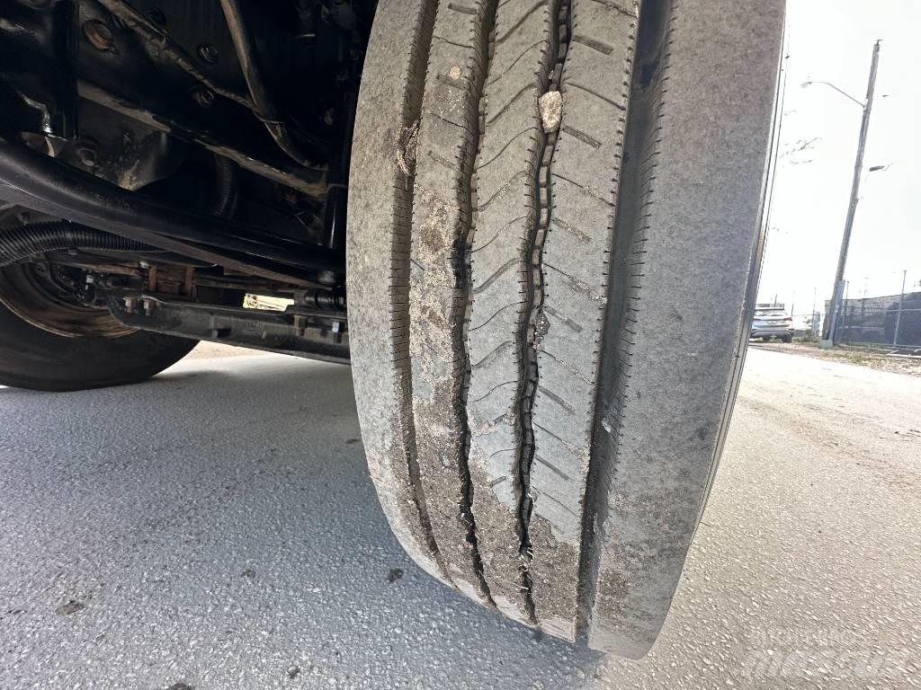 Ford F 750 XLT Цистерна