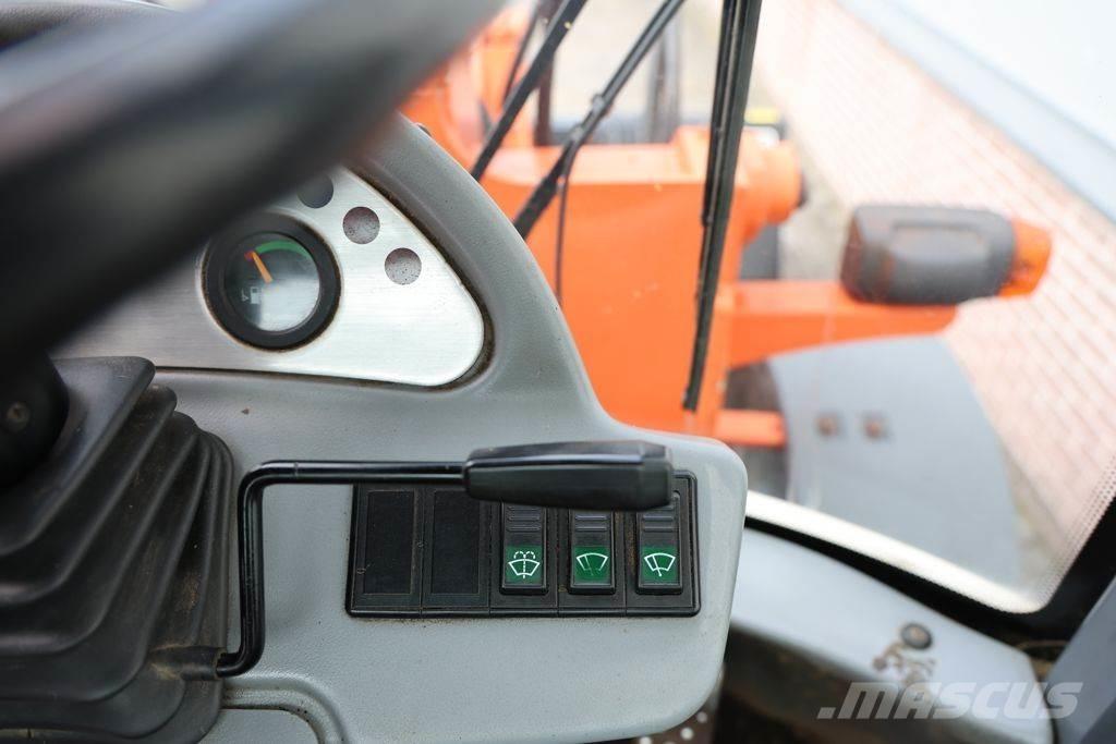 Terex TL120 Колесни товарачи