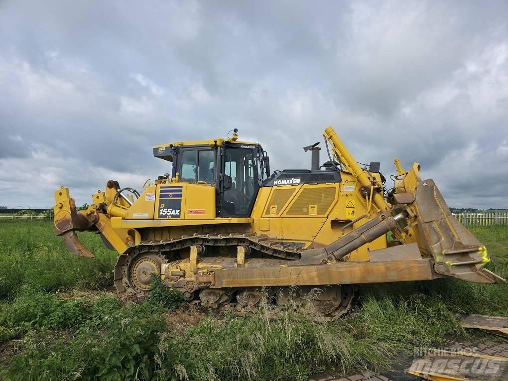 Komatsu D155AX-8 Верижни булдозери
