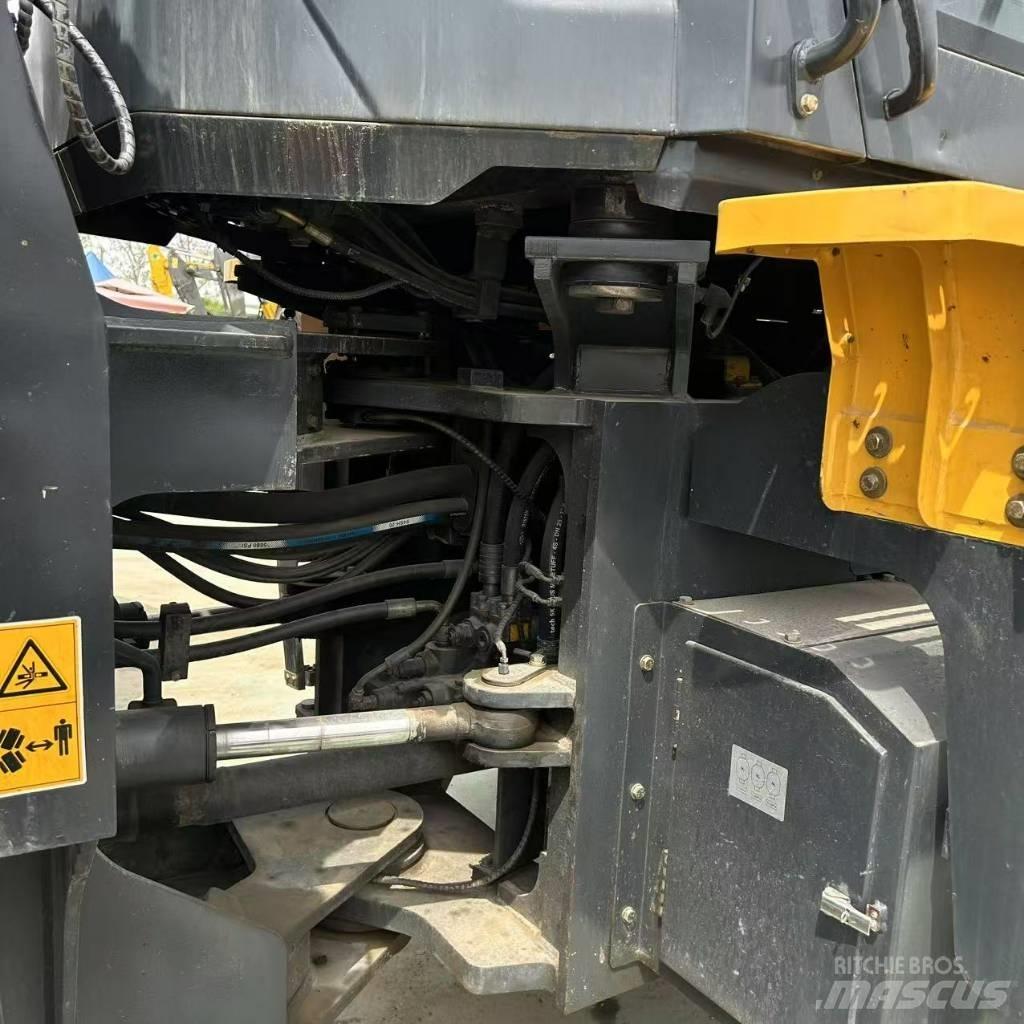 LiuGong 862 H Колесни товарачи