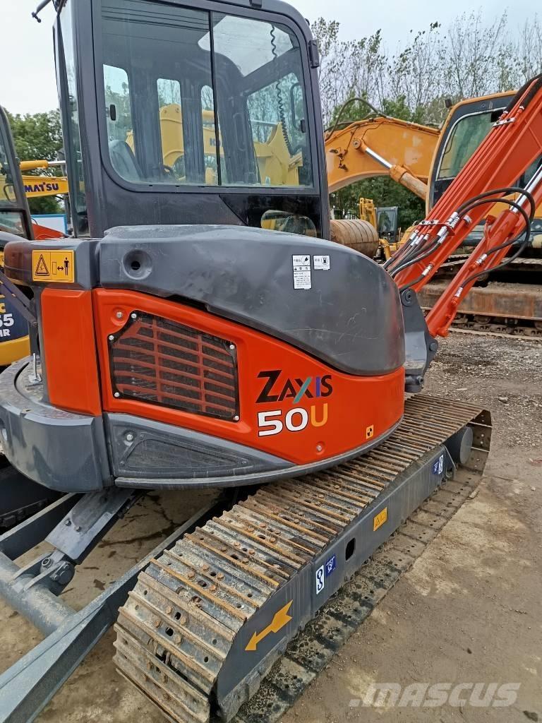 Hitachi ZX 50 U Мини екскаватори < 7 т