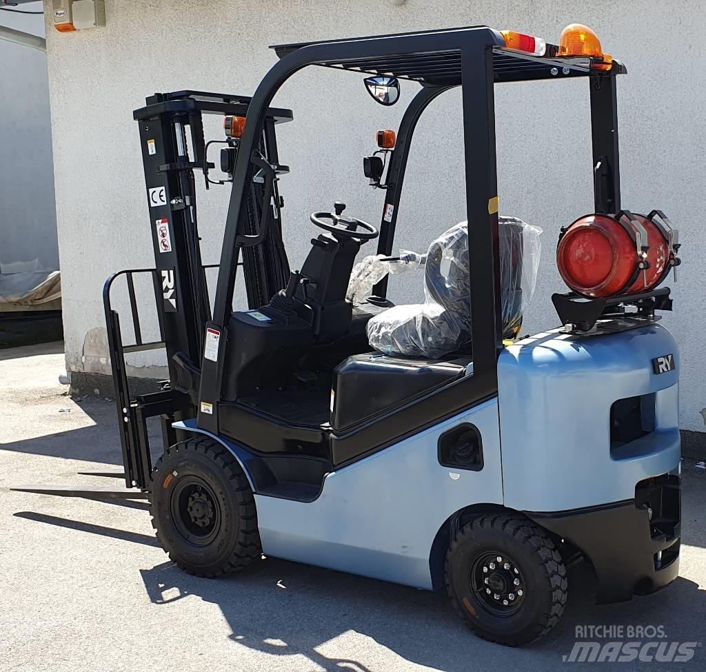 Royal FORKLIFT G18HG Камиони с АГУ