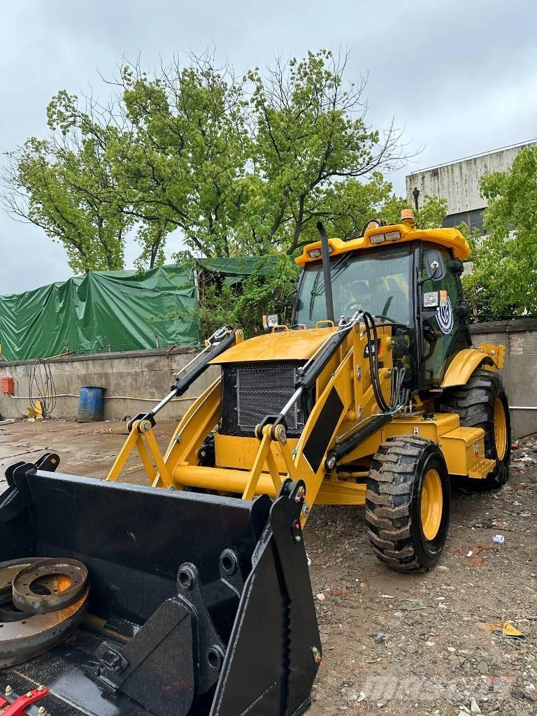 CAT CAT420F Товарач със заден ексватор
