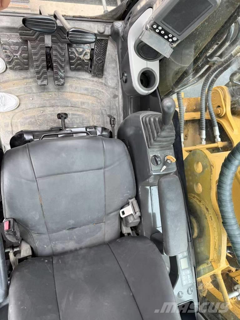 CAT 330 D L Верижен екскаватор