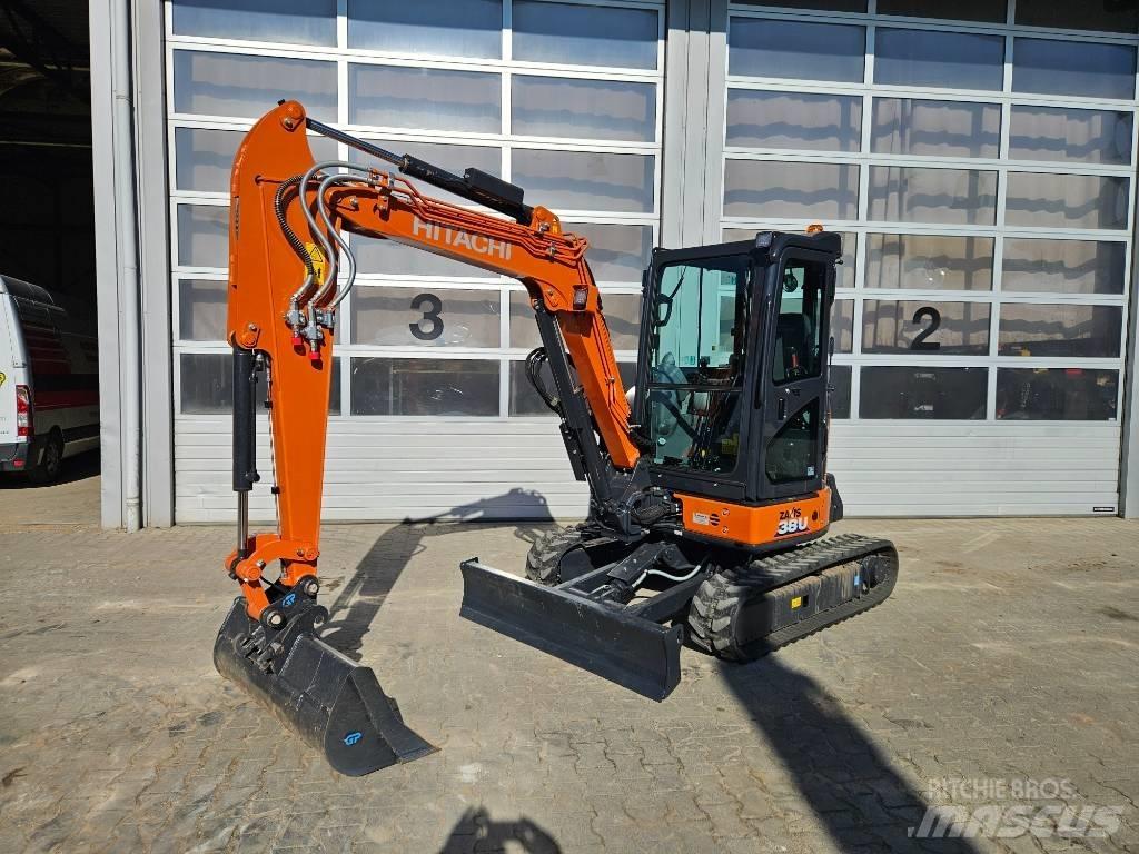 Hitachi ZX38U-6 Мини екскаватори < 7 т