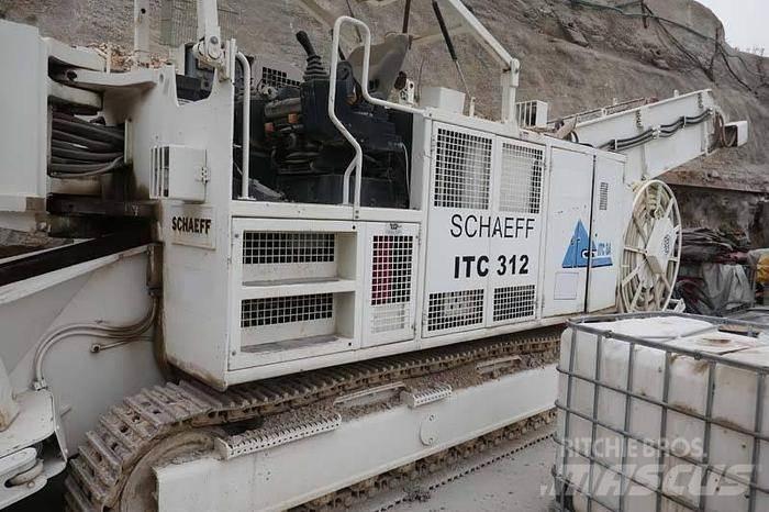 Schaeff ITC312 Апаратура за повърхностна редова сеидба