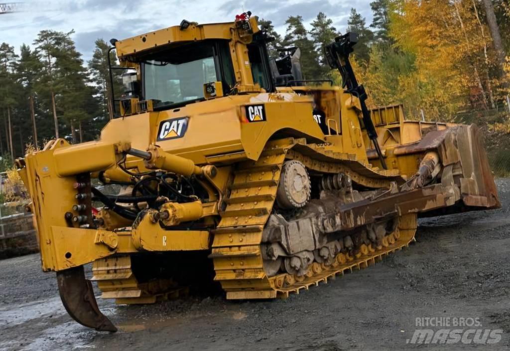 CAT D 8 T Верижни булдозери
