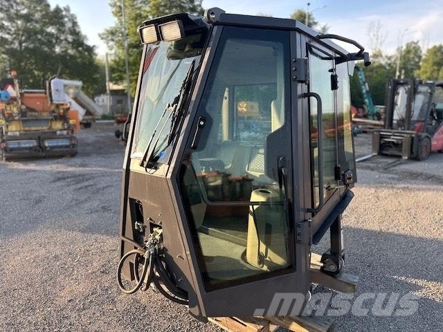 CASE D 1650 NEW CAB Верижни булдозери
