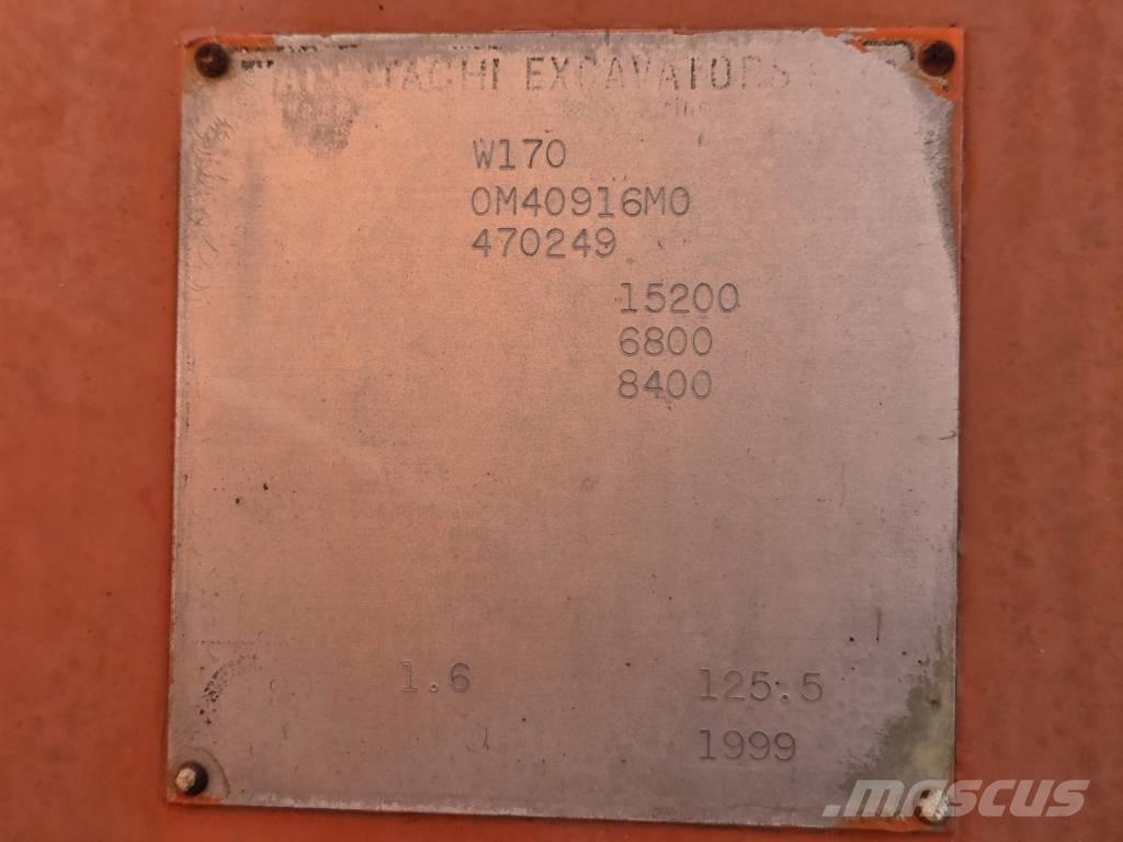Fiat-Hitachi W170 Колесни товарачи