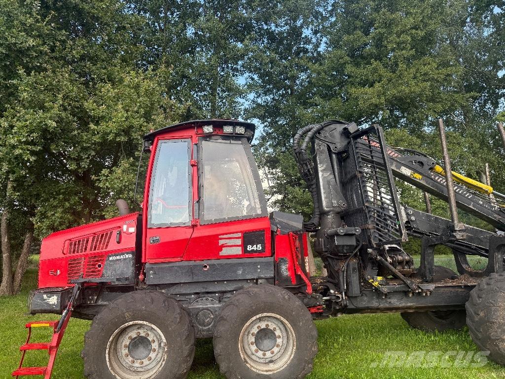 Komatsu 845 Форуардери