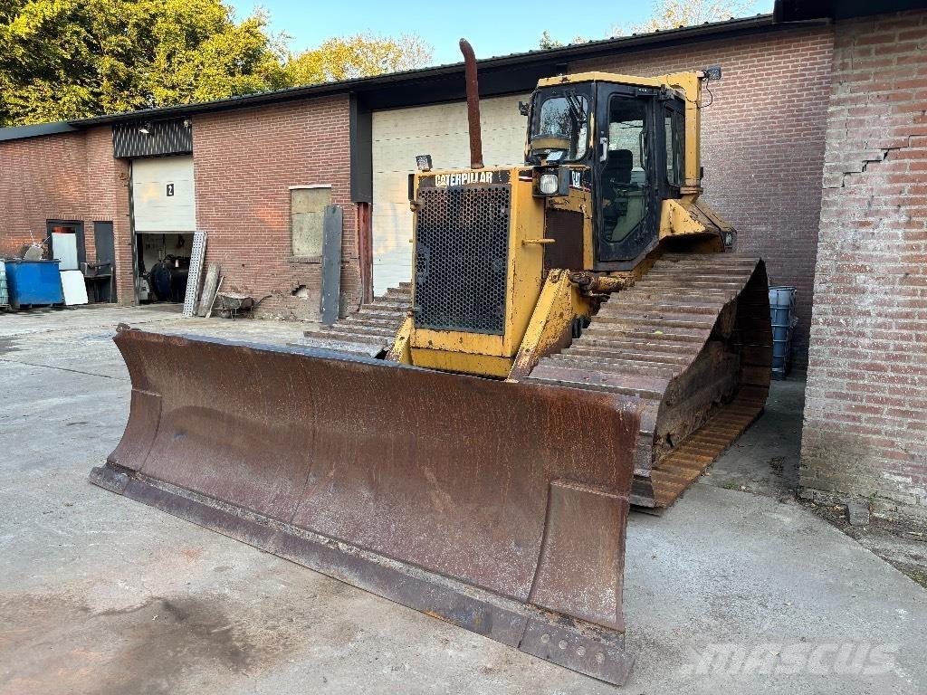 CAT D 6 M LGP Верижни булдозери
