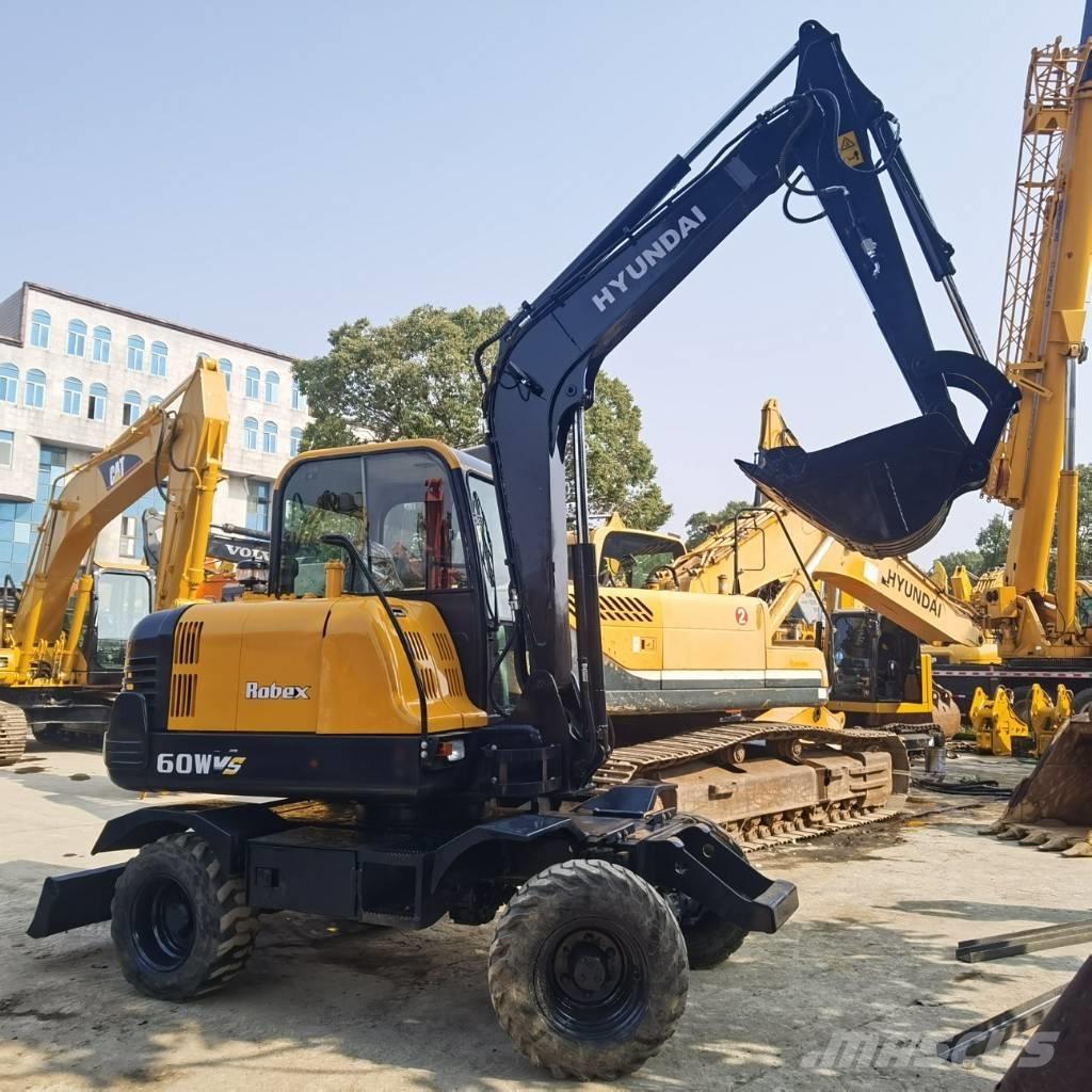 Hyundai R60W-9 Колесни екскаватори