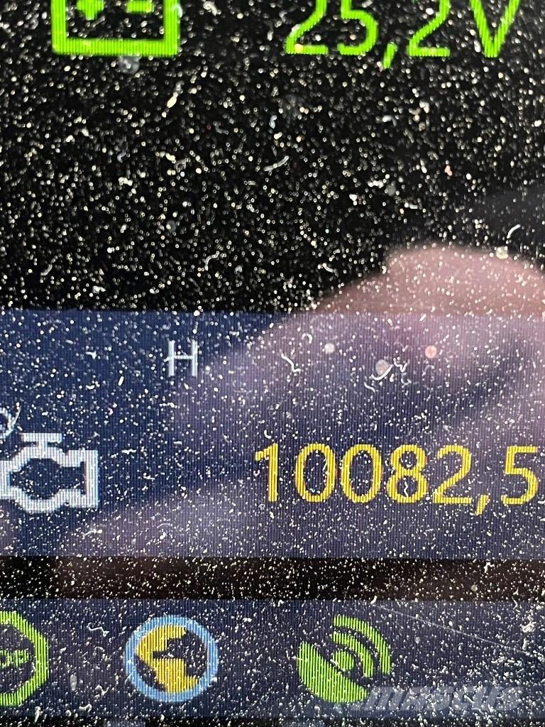 Komatsu 875 Форуардери