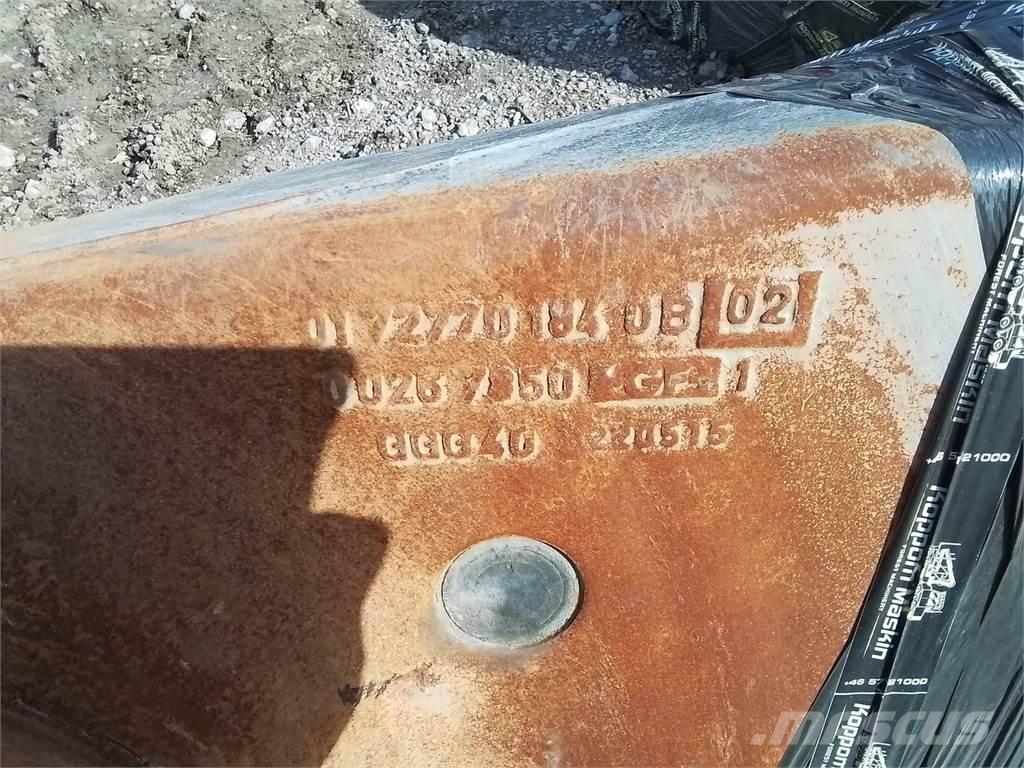 Komatsu Boggieskal Предаване