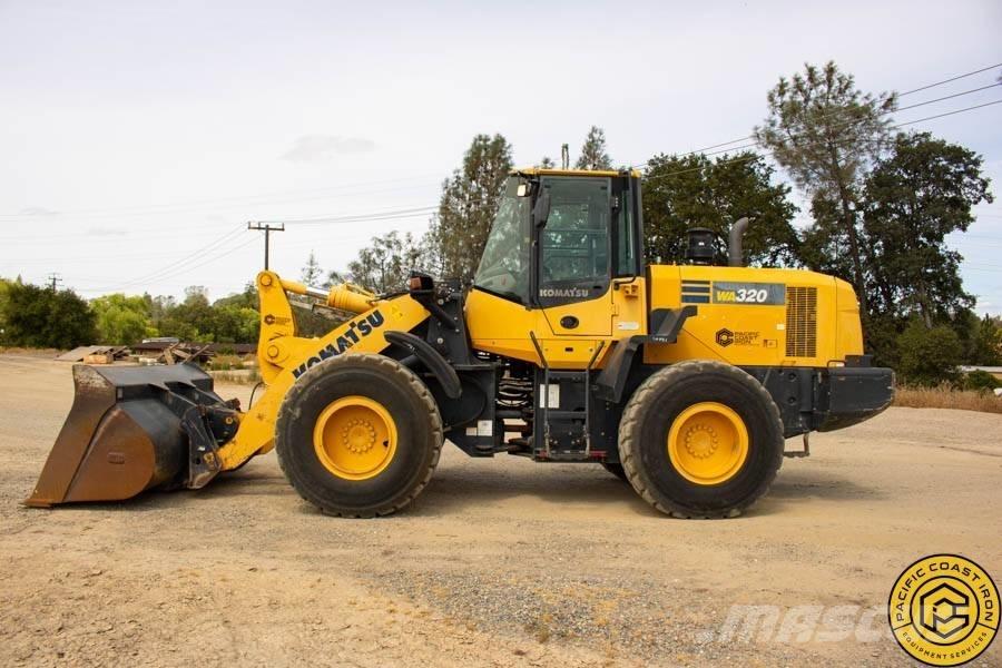 Komatsu WA 320-7 Колесни товарачи
