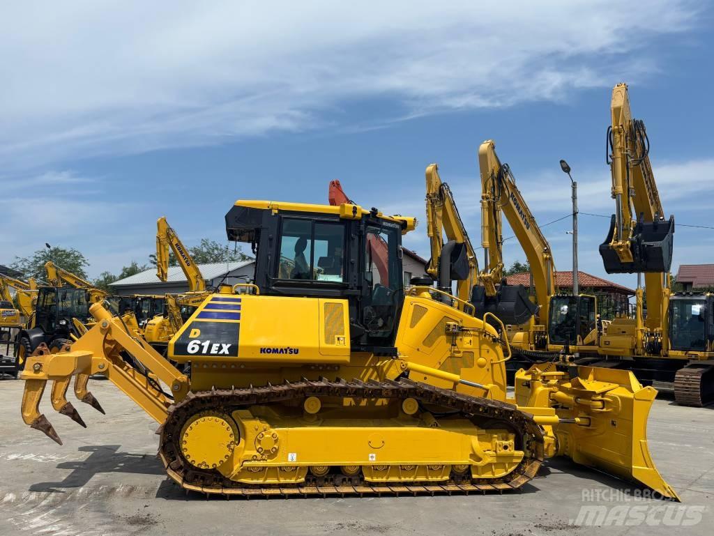 Komatsu D61EX-24E0 Верижни булдозери
