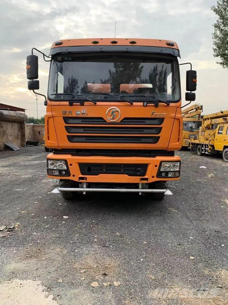 Shacman F3000 6X4 Цистерни за вода
