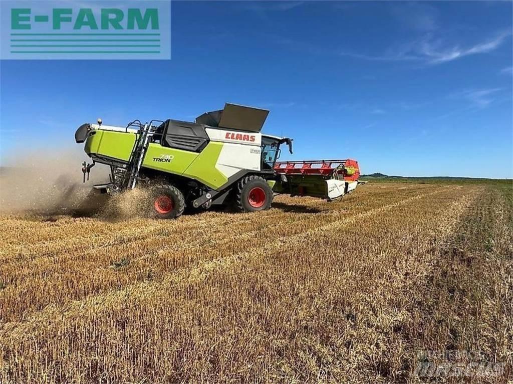 CLAAS trion 730 Комбайни