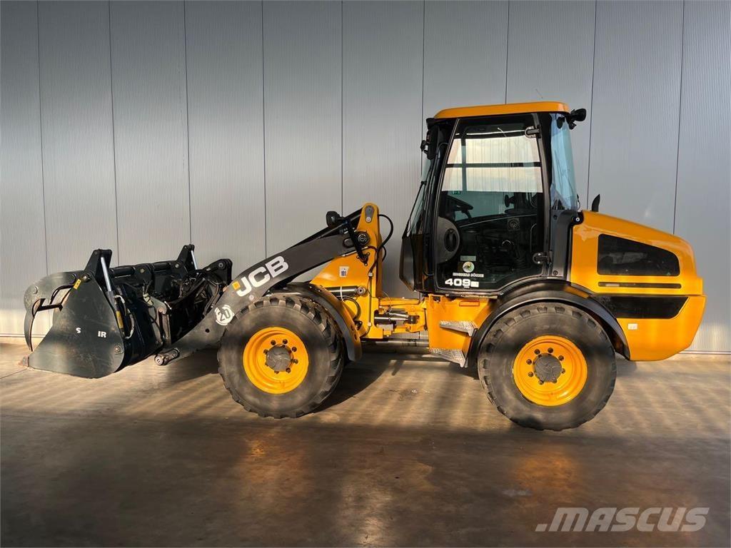 JCB 409 Agri Колесни товарачи