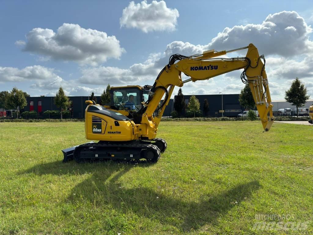 Komatsu PC88MR-11 Средни екскаватори 7т - 12т