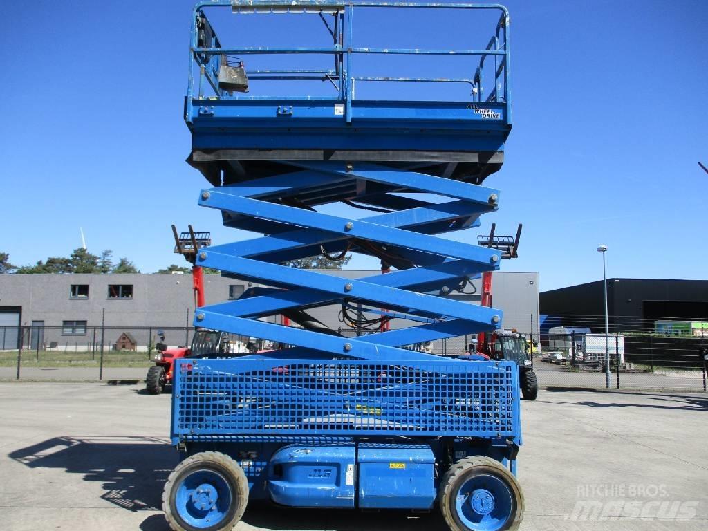 JLG M4069 (599) Ножични работни платформи