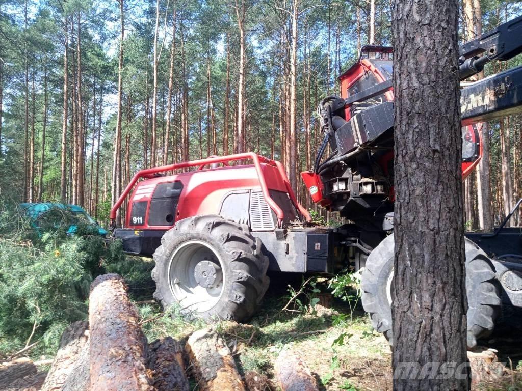 Komatsu 911.6 Харвестери