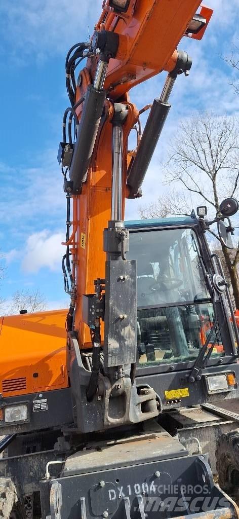 Doosan DX 100 W-7 Колесни екскаватори