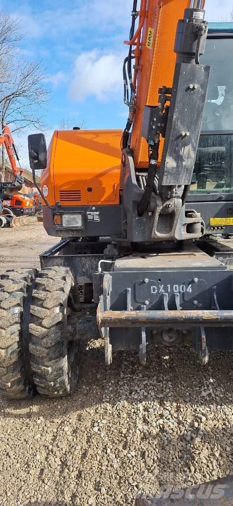 Doosan DX 100 W-7 Колесни екскаватори