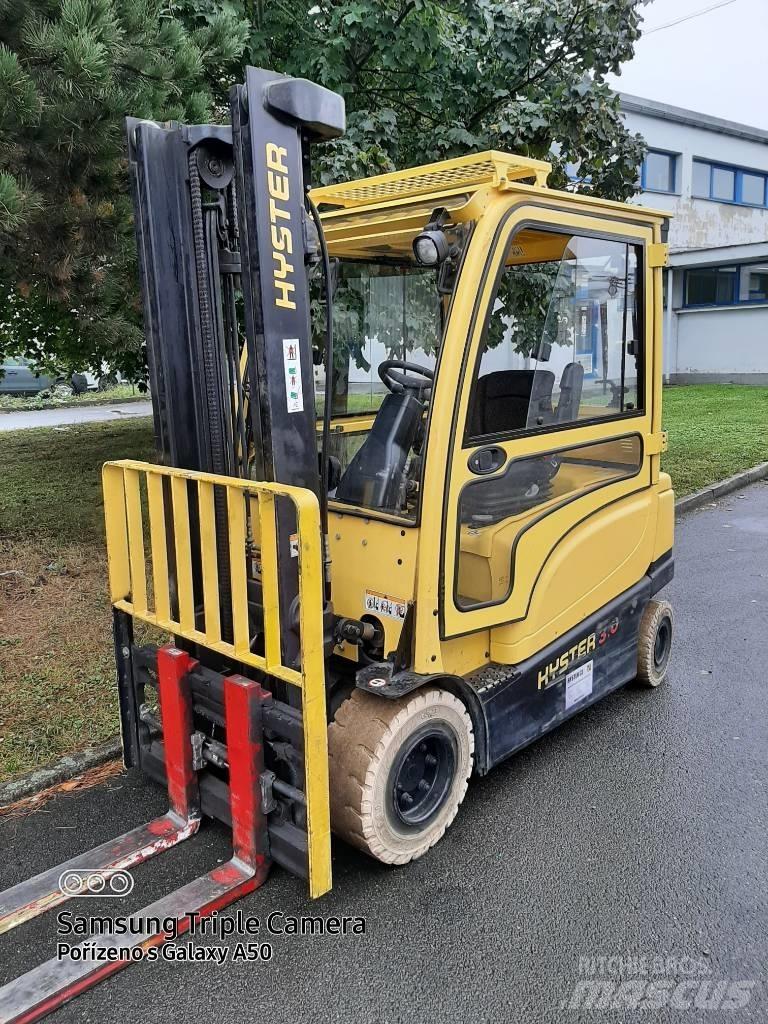 Hyster J3.0XN Електрически вилични кари-повдигачи